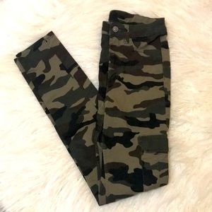 CAMO CARGO PANTS